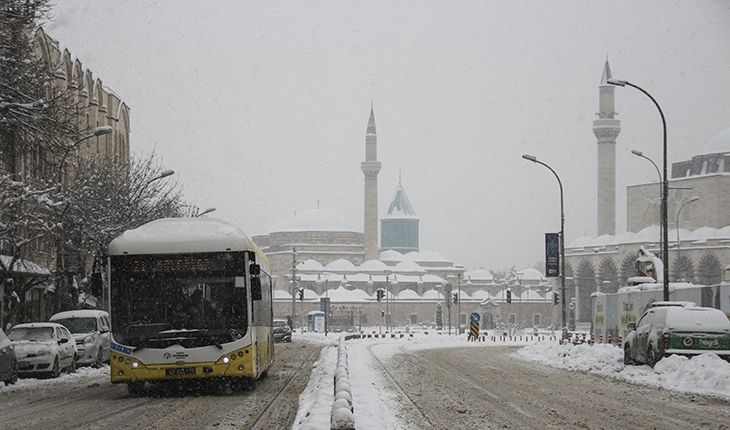 İlçeler Beyaza Büründü! Kar Konya'ya da Geliyor!
