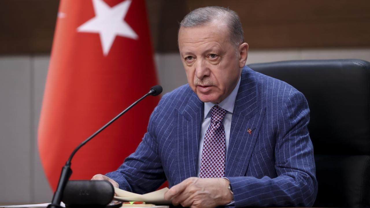 AK Parti MYK'da Neler Konuşuldu? Erdoğan'dan "Kibir" Vurgusu!