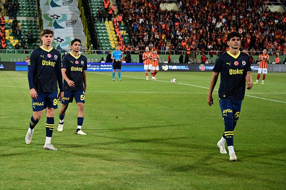 Fenerbahçe Çekildi Süper Kupa Tatil Edildi