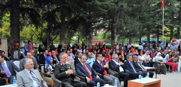 Akşehir’de 20 Bin 63 Öğrenci Ders Başı Yaptı