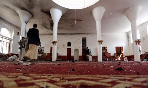 Camiye bombalı saldırı: 32 ölü!