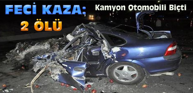 Taksim Elma Yüklü Kamyonla Otomobil Çarpıştı:2 Ölü