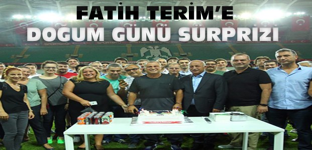 Fatih Terim'e Konya'da Doğum Günü Sürprizi