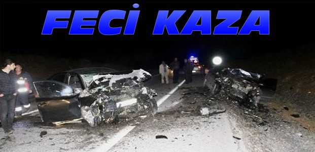 Konya'da 2 Otomobil kafa kafaya çarpıştı