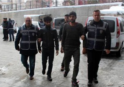 Konya'da 9 Suriyeli gaspçı yakalandı