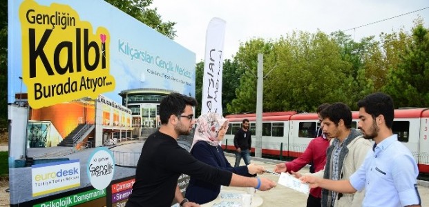 Konya'ya Gelen Öğrenciler Bilgilendiriliyor