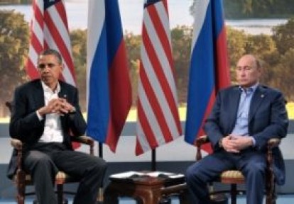 Obama Putin'e Rest Çekti!