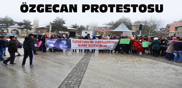 Seydişehir'de Özgecan Protestosu
