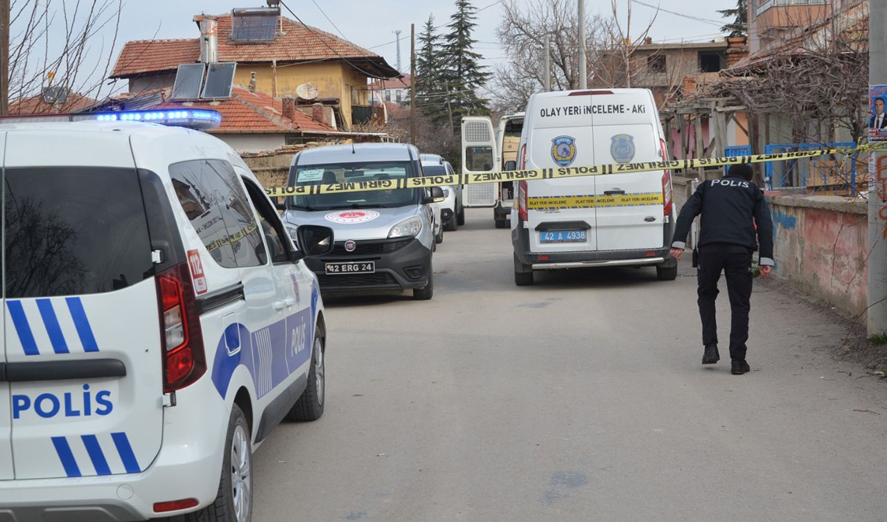 Konya'da Korkunç Cinayet! Kayınpederini Satırla Kesti